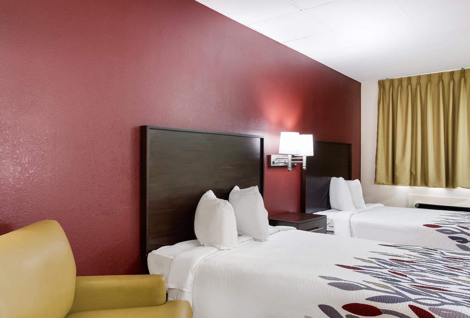 Red Roof Inn York Downtown Экстерьер фото