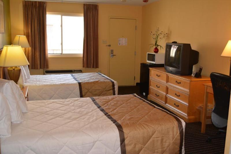 Red Roof Inn York Downtown Экстерьер фото